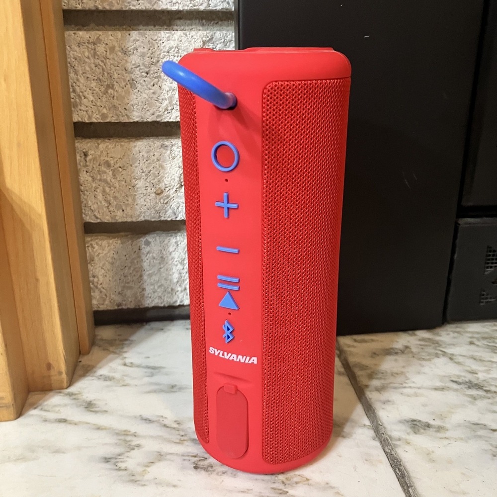 Sylvania Bluetooth Speaker SP953 Rubberized Trim - Red w/ Blue Buttons Tested